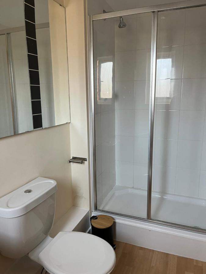 Spacious Two Bedrooms Apartment For Business And Holiday Portsmouth Exteriér fotografie
