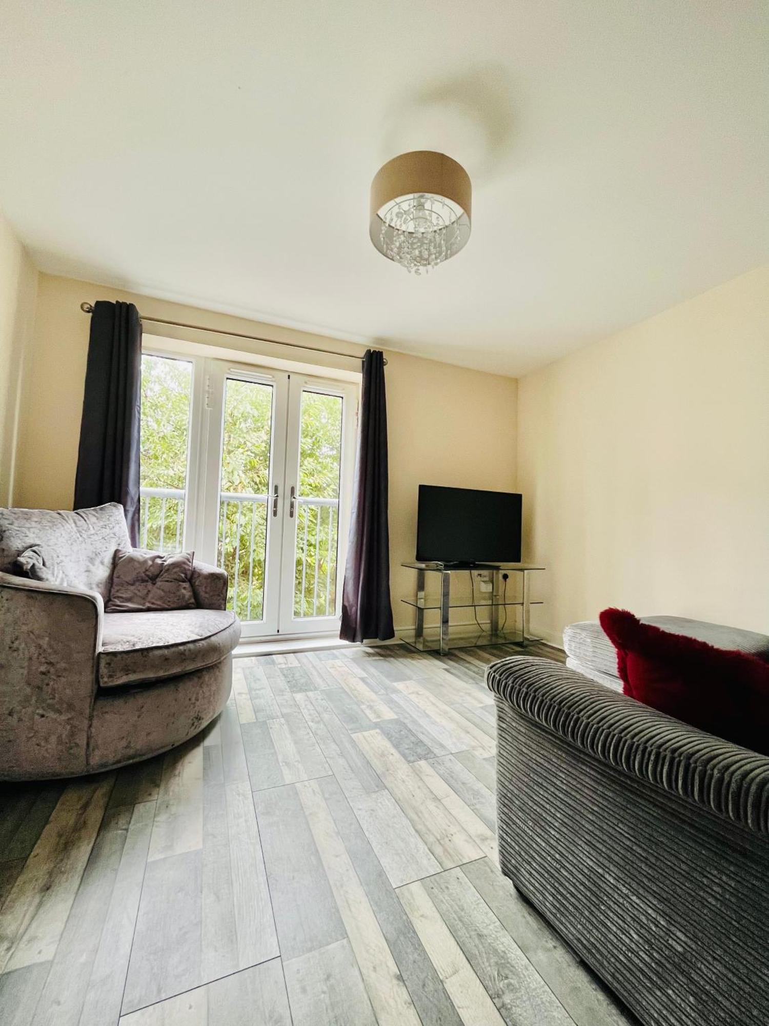 Spacious Two Bedrooms Apartment For Business And Holiday Portsmouth Exteriér fotografie